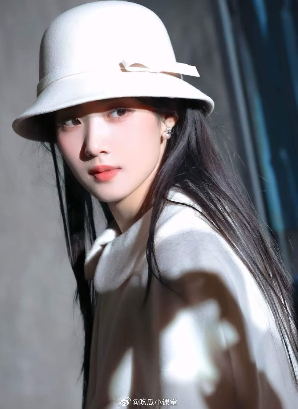 卢昱晓 别扒了别扒了笑死！卢昱晓小时候这段快板表演也太魔性了吧 每个音调都落在意