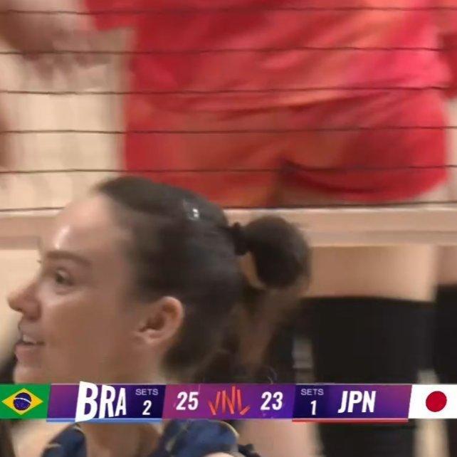 稍早进行的比赛，巴西女排3-1日本女排（25-20 20-25 25-19 25