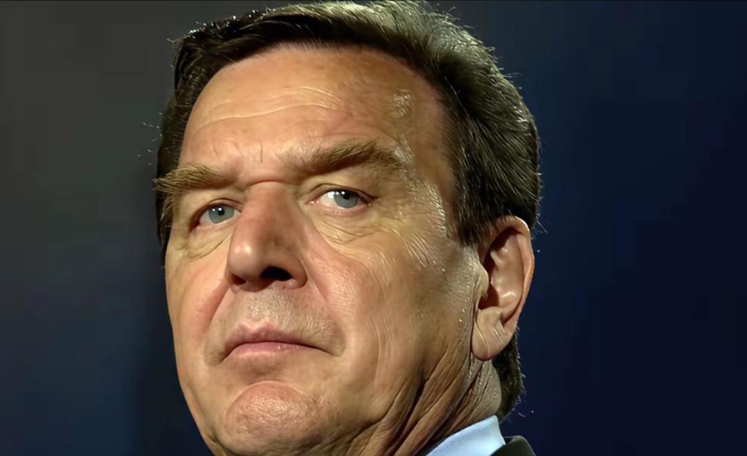 近日，德国前总理施罗德在《柏林日报》撰文，呼吁恢复与俄罗斯合作，强调俄罗斯是拥有