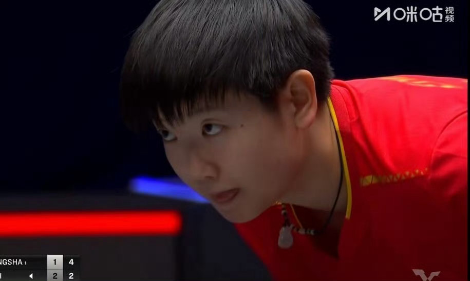 孙颖莎无数次挥拍孙颖莎是为了奔赴心中的热爱 ​​​孙颖莎无数次挥拍 ​​​