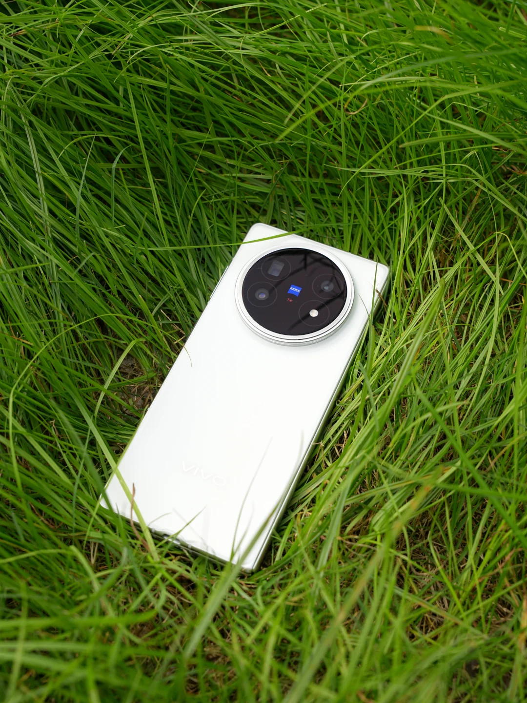 想买折叠屏的人，都不能不看vivo X Fold5，不能说没有缺点，不...