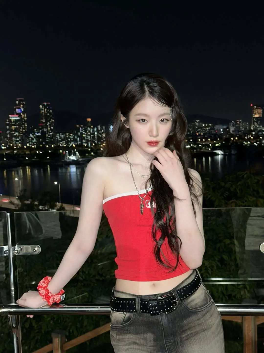 舒华个人IG更新12p  🌃