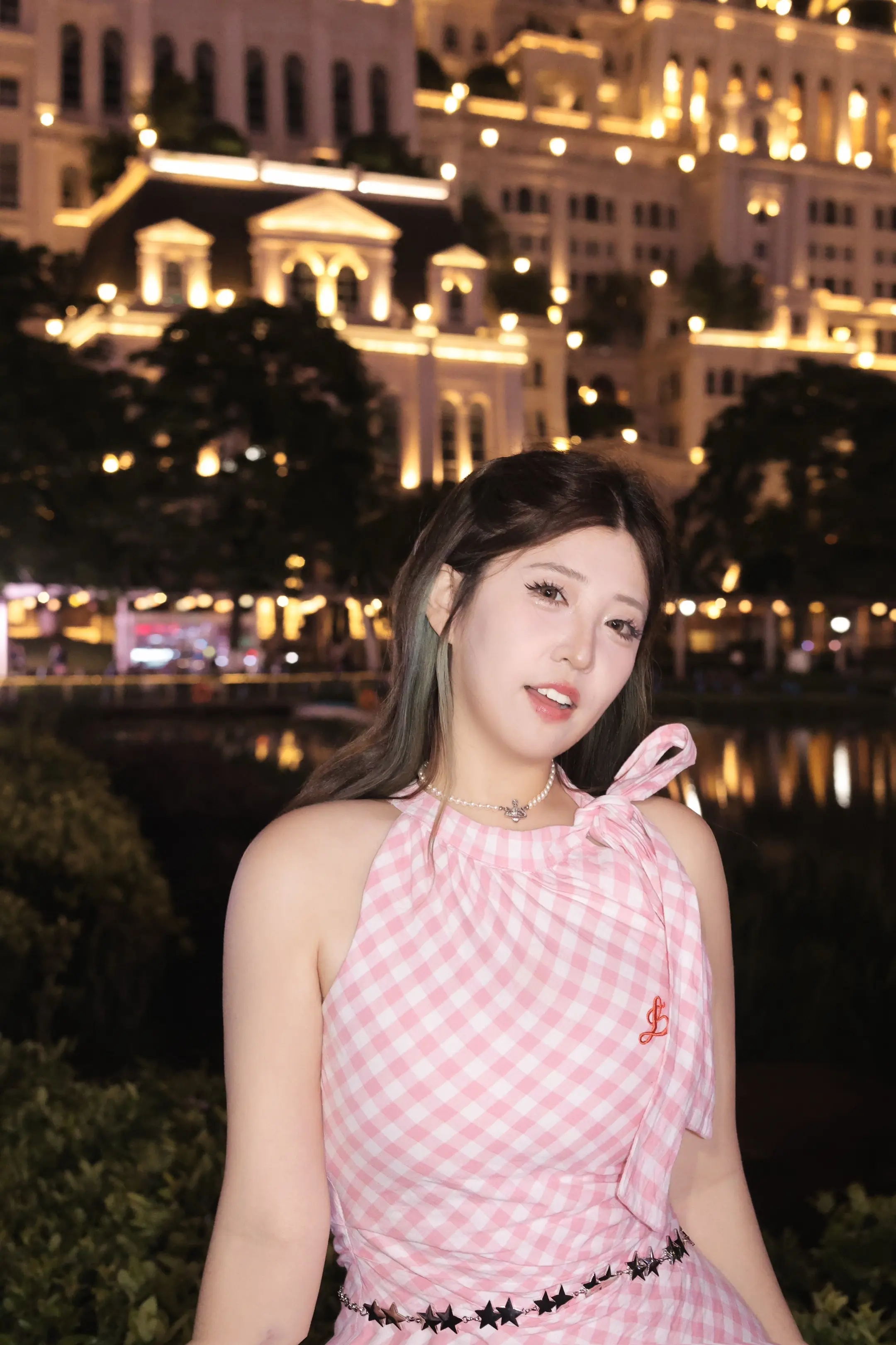 小女子我完全是这个大house的主银。