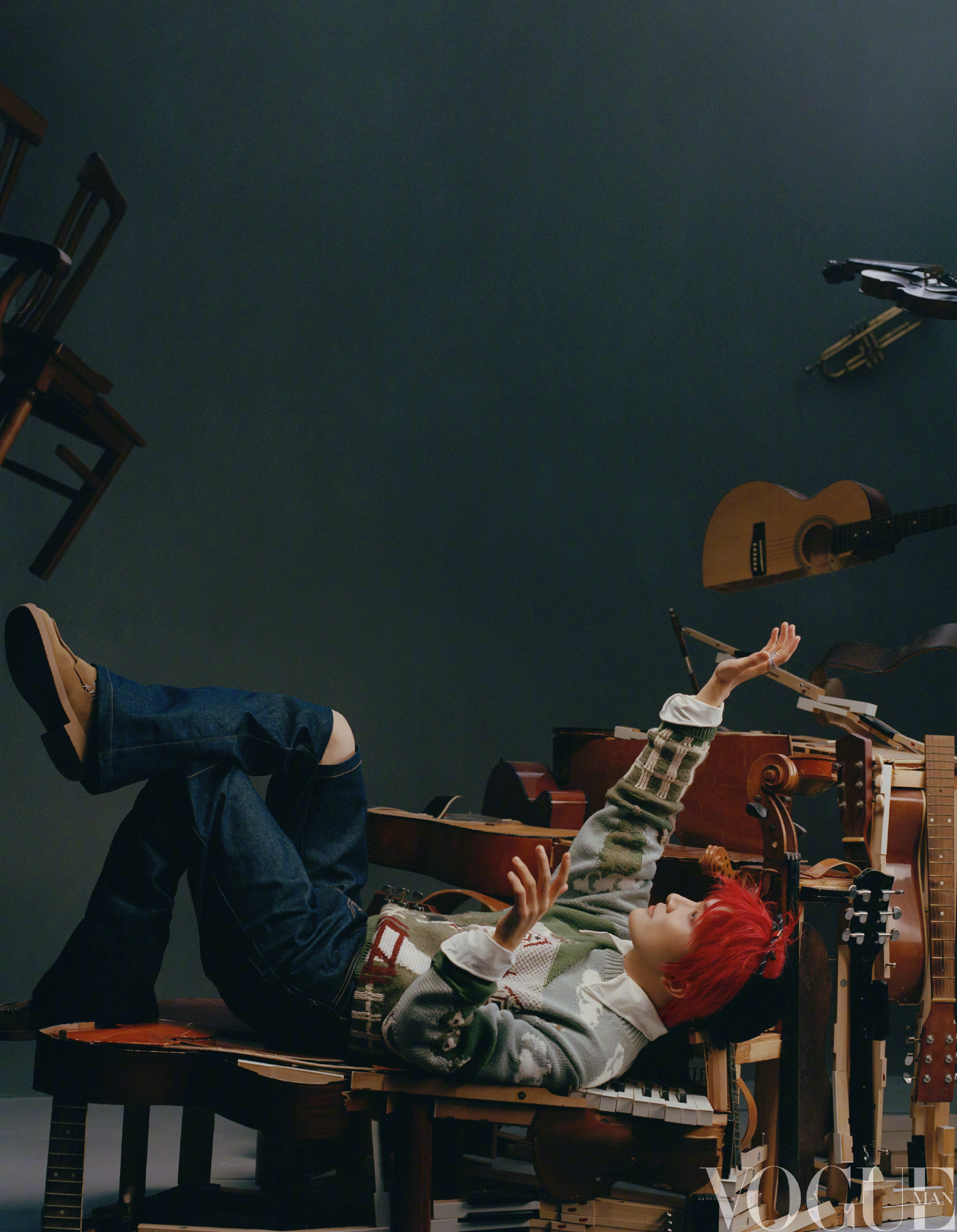 周深✖️VOGUE Man 二月刊封面大片周深杂志封面大赏