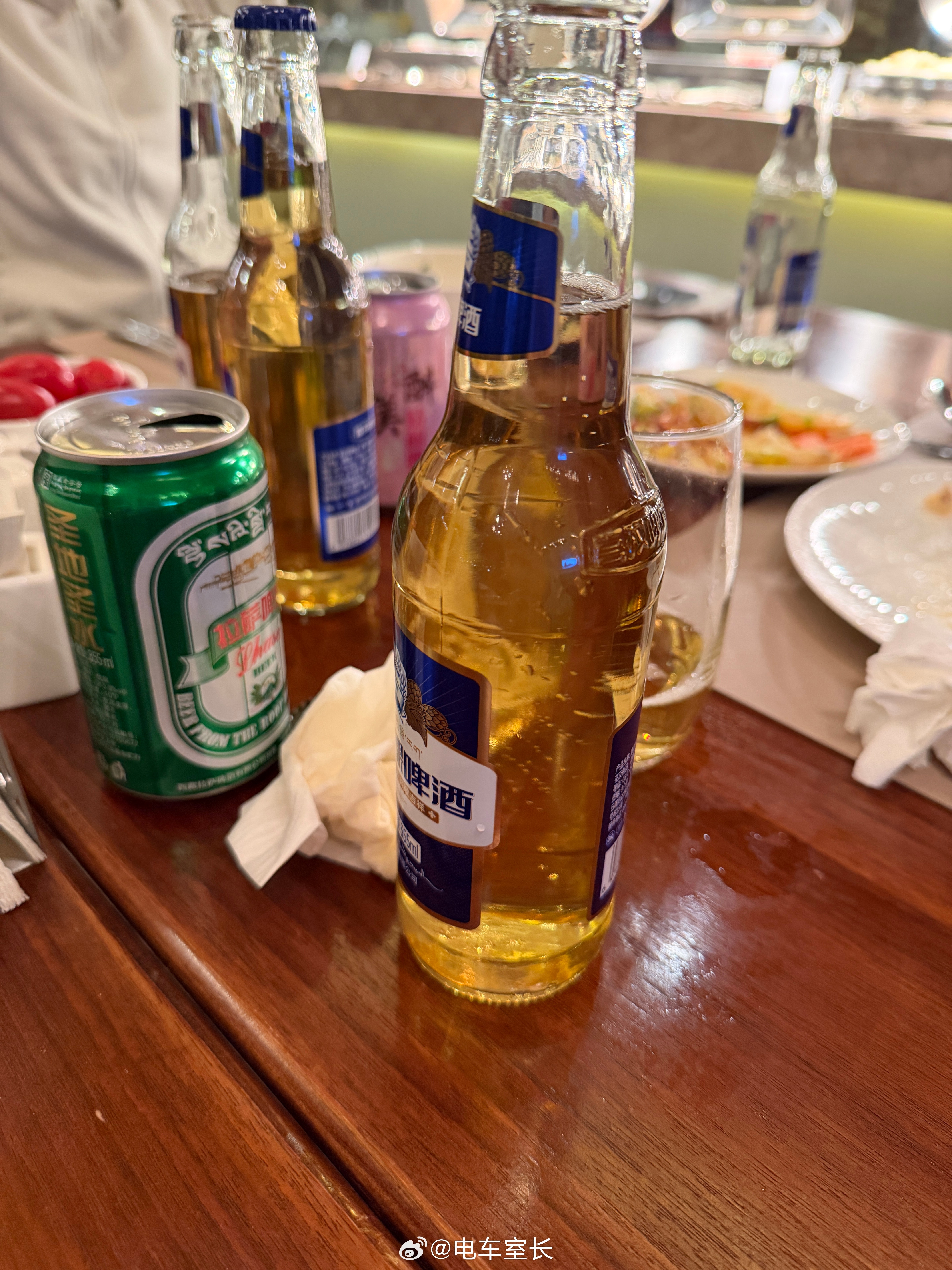 终于下班了，今天路上遇到了彩虹，好运分享给大家。晚上开整了