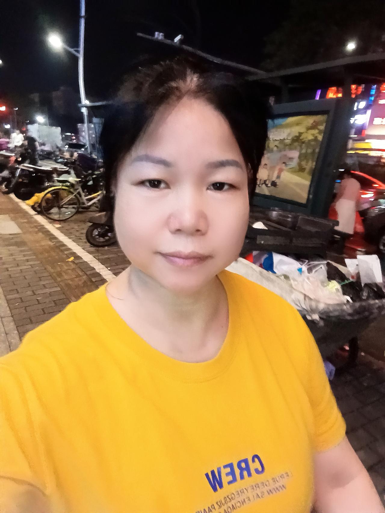 大家好，我是七姐，今天有一位粉丝朋友问我，他说你又不是说长得很丑见不得人，他说你