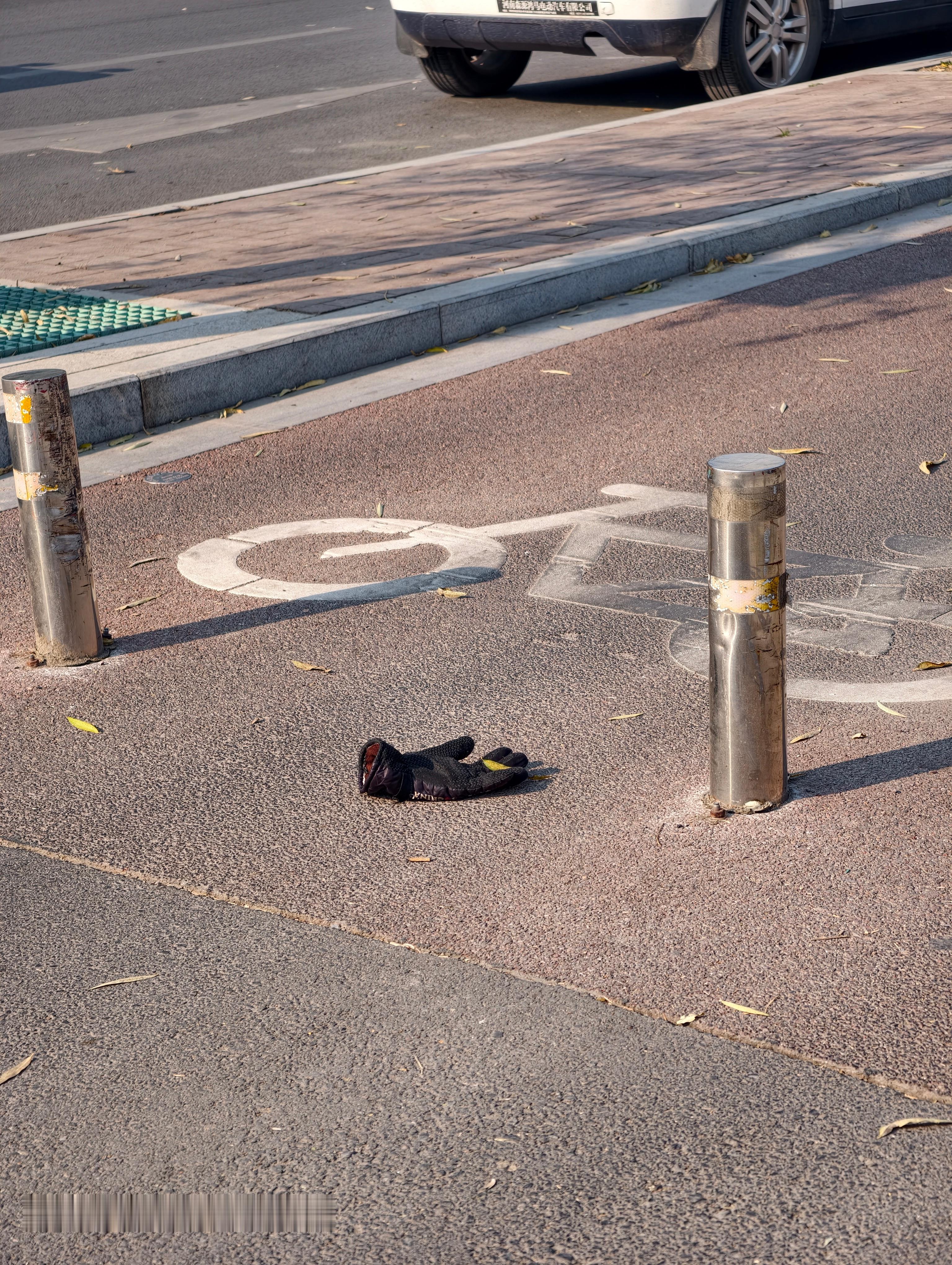 又多了一个悲伤的人 