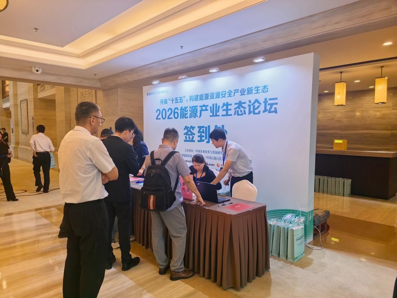 油田、电网、管网成为国产算力试金石，国产算力跑出来来了！

判断国产芯片行不行，