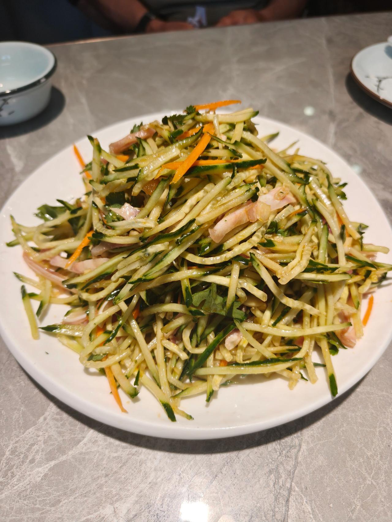 有菜有肉有碳水 美食没有天花板 食欲感美食 干饭人最拒绝不了的一道菜 说说你爱吃
