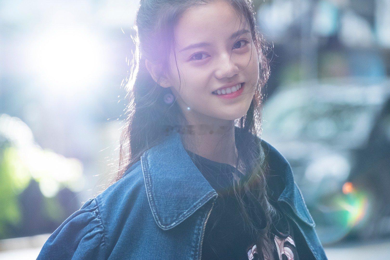 孙珍妮时尚街拍，青春美少女香香的🍃🌸 | 1861 ​​​