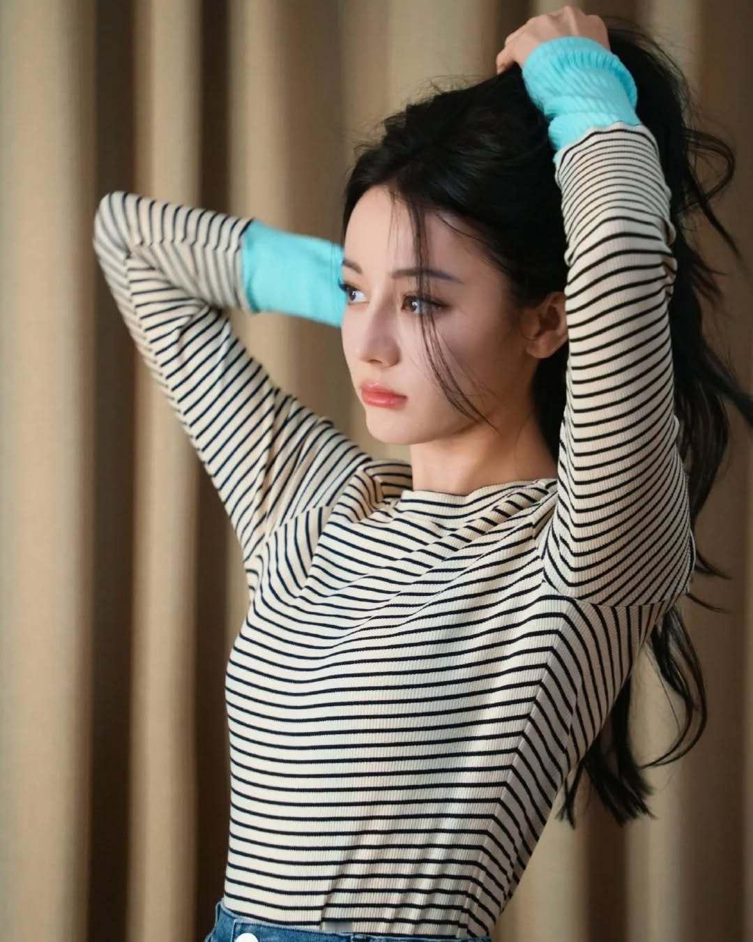 迪丽热巴 