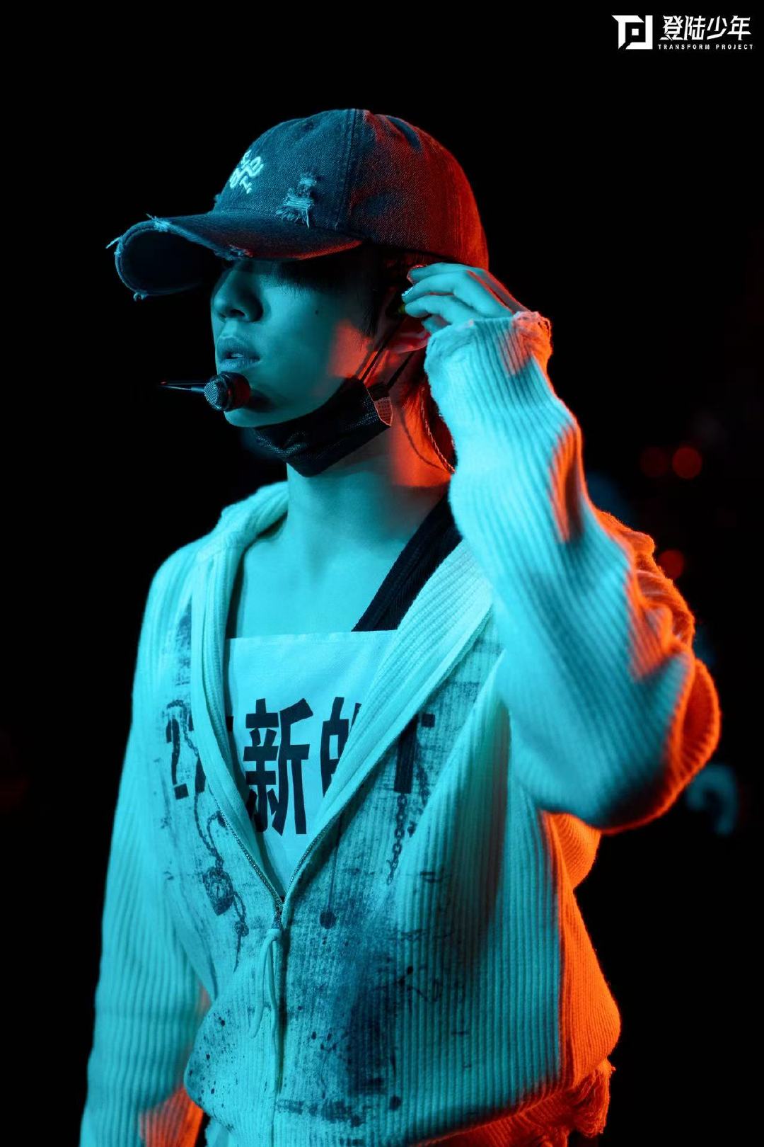 苏新皓江苏卫视跨晚彩排照苏新皓江苏卫视跨年彩排照 苏新皓江苏卫视跨晚彩排照苏新皓