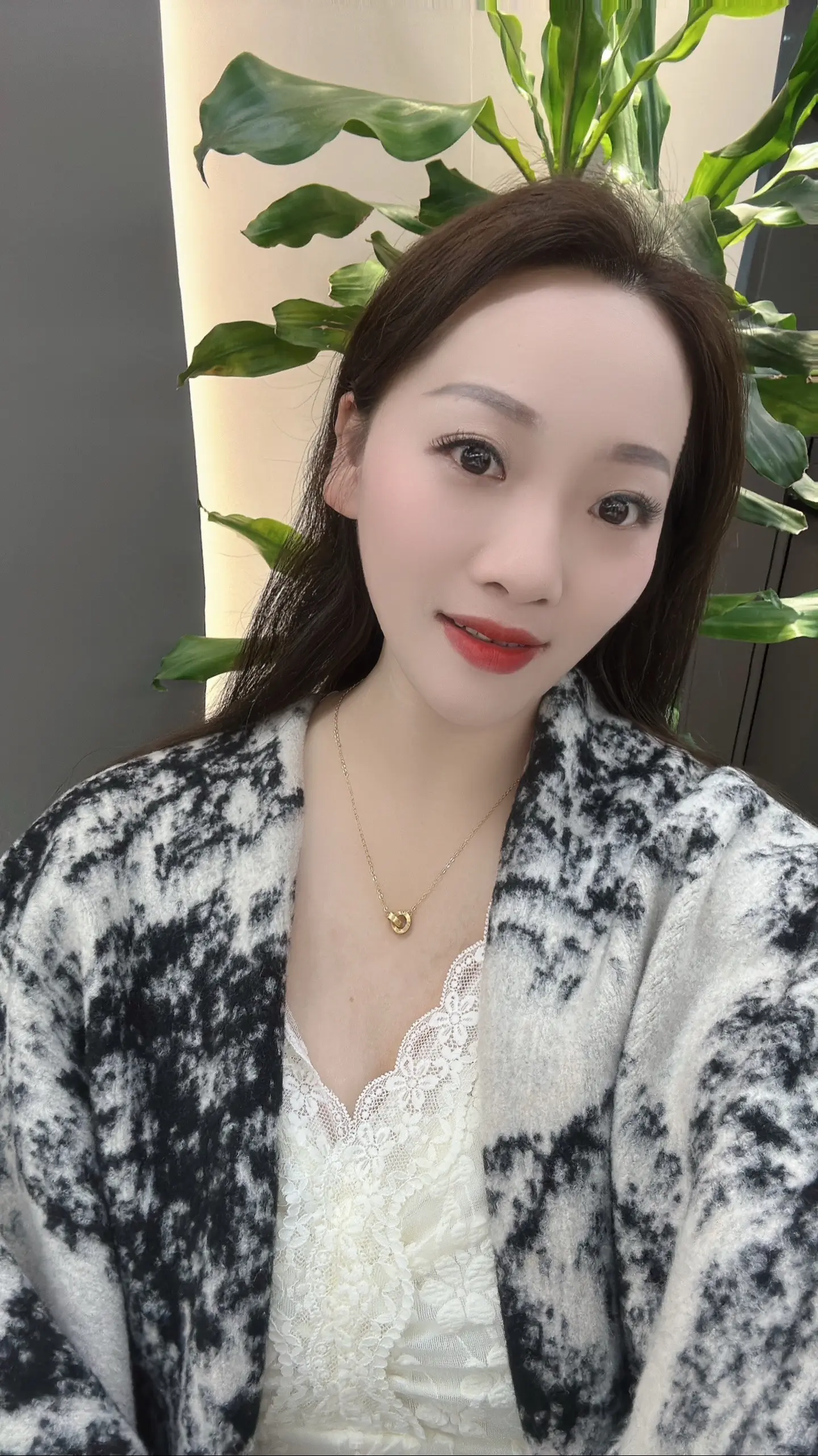 幸福不属于富人 也不属于穷人 属于知足的人