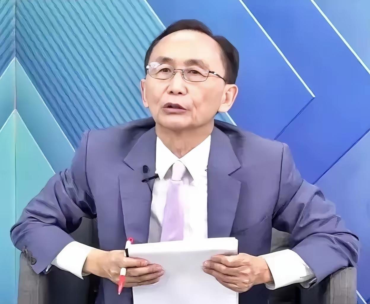 吴子嘉8月3日晚在节目里拍桌子：国民党没一个人替蒋万安被绿营提告出头，劝蒋万安“
