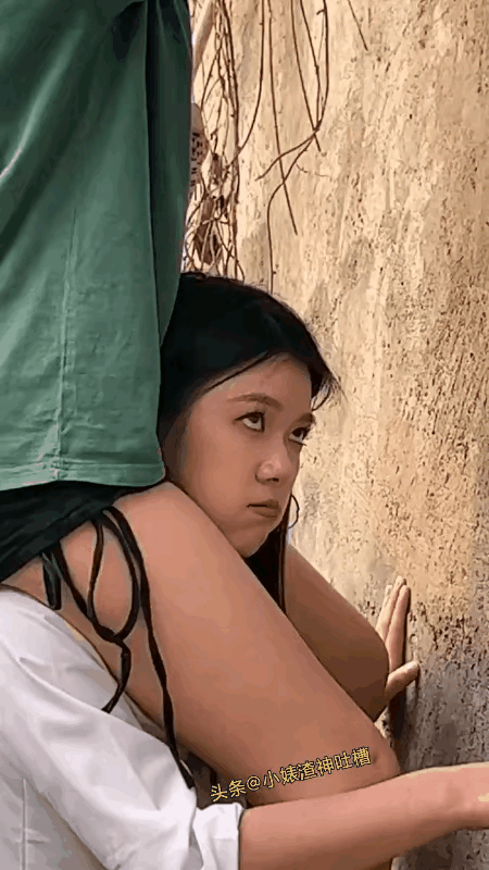 你俩要是成了，别忘了当初这么支持你的闺蜜，当个闺蜜也不容易啊