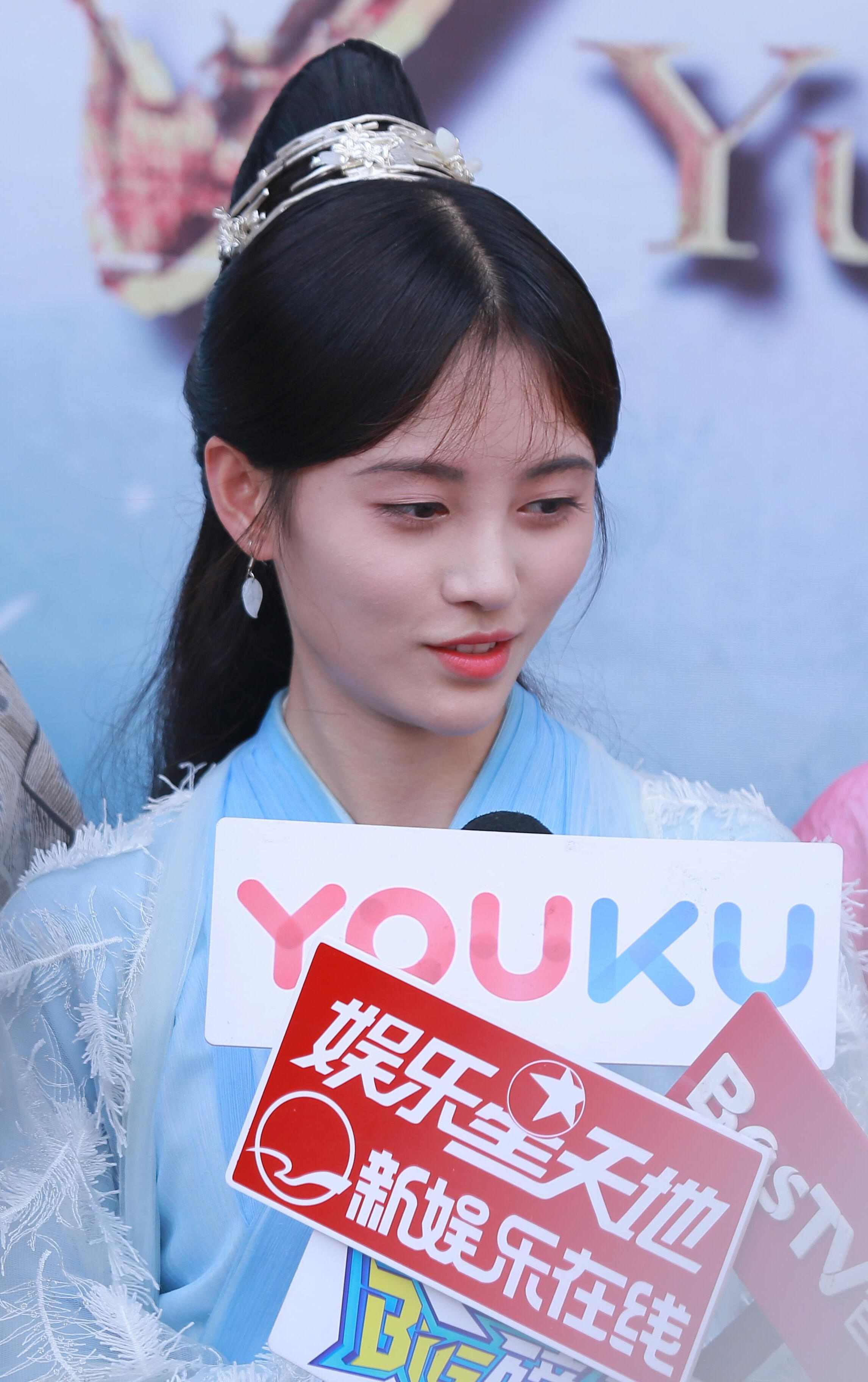 鞠婧祎韩芸汐未修图也好漂亮 ​​​