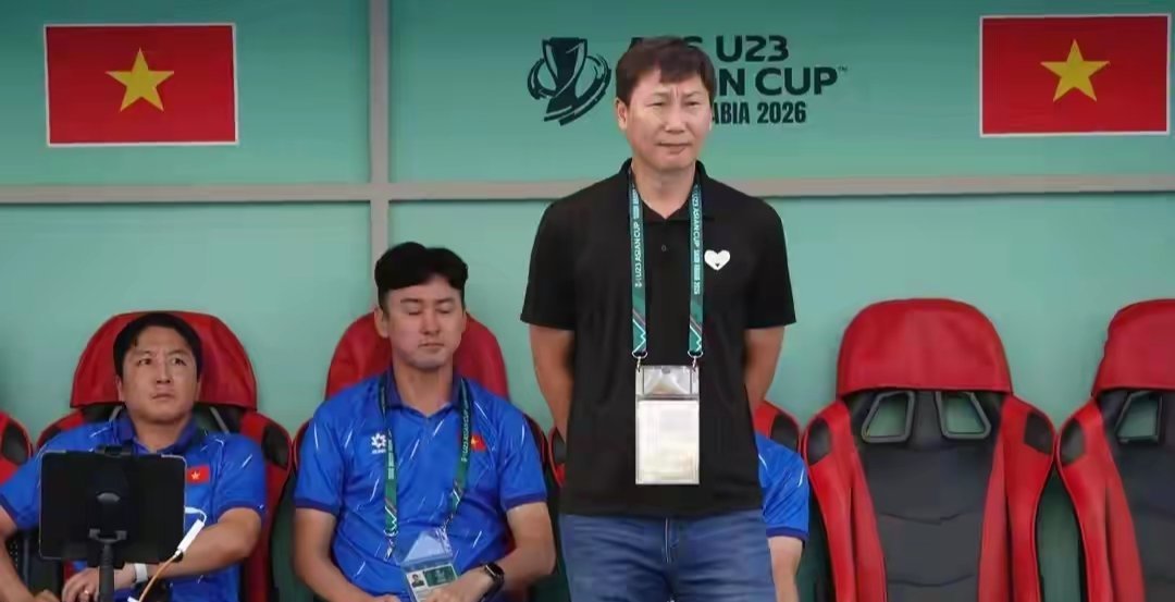 越媒：中国让越南亚洲冠军梦碎足球U23半决赛中国队vs越南队 北京时间1月20日