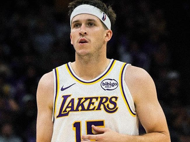 英格拉姆递补库里入选全明星，有媒体对比了他和里夫斯的数据，你们觉得这两位谁更符合