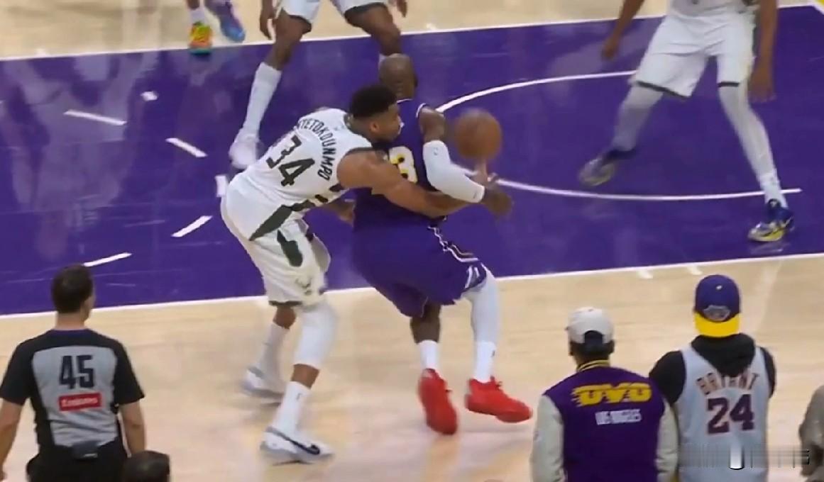 值得尊重！字母哥谈防守詹姆斯：

“我很清楚。”

“关键时刻湖人会把球交给勒布