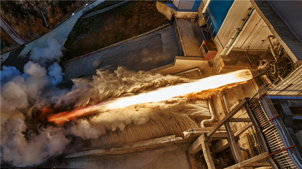 【国内最大！中科宇航110吨级液氧煤油发动机力擎二号完成长程试车】日前，由中科宇