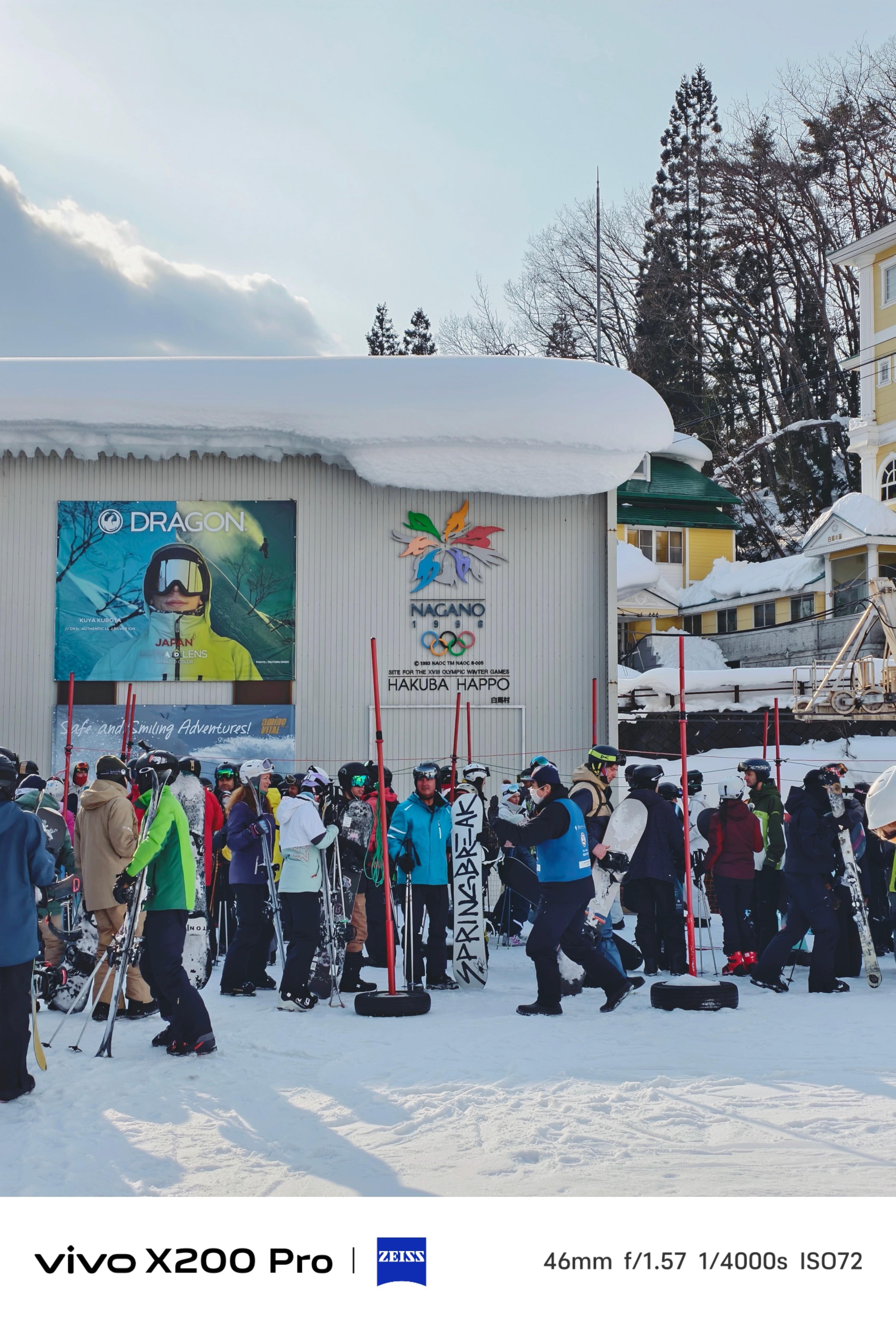 打卡1998年日本冬奥会滑雪场！[举手]单板含量明显比欧洲多，虽然还不及国内[嘻