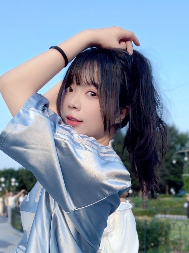 拆石膏了但还需要很长的时间…兜系少女
