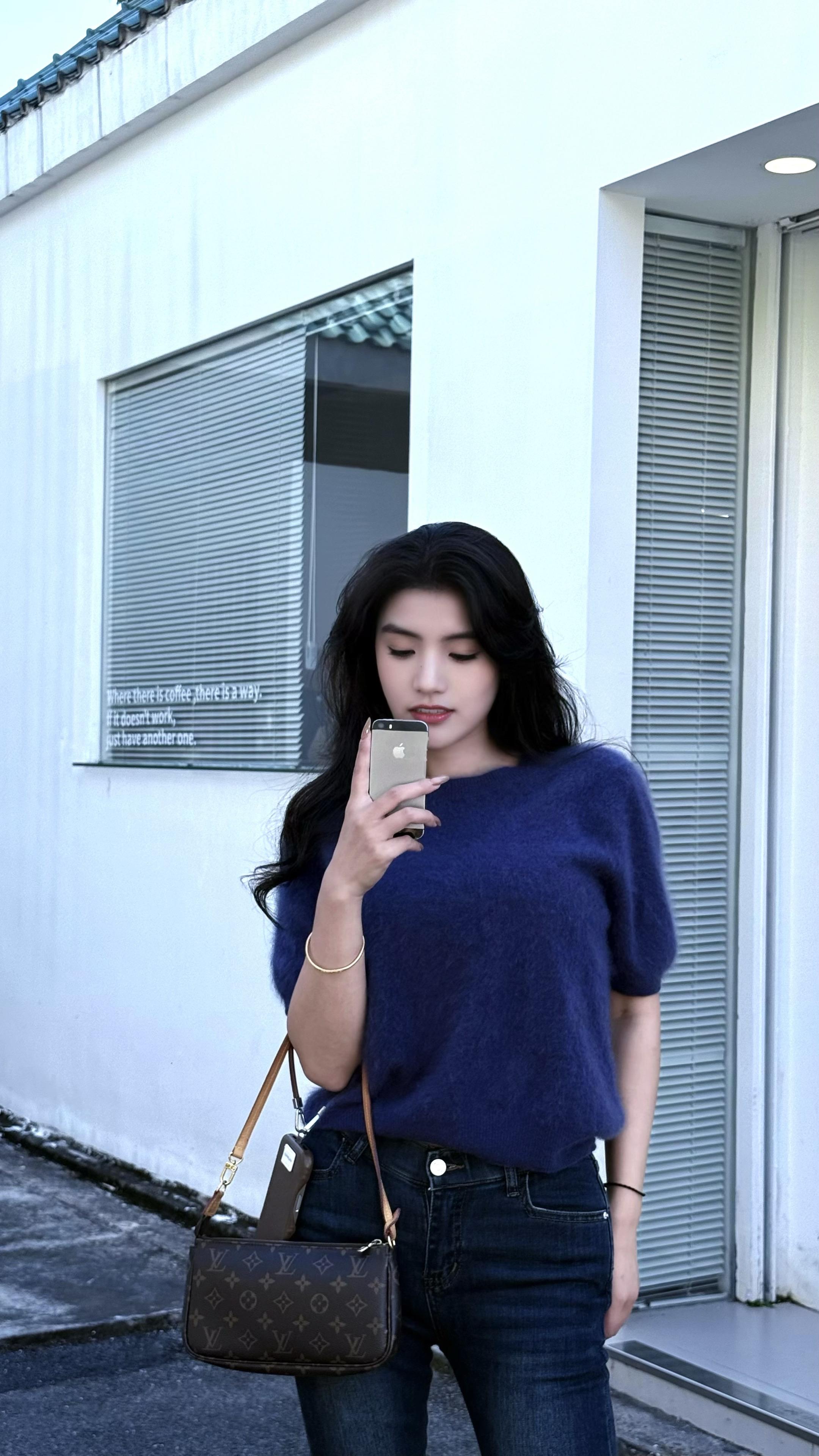 昨天洗碗的时候多挤了一泵洗衣液 被婆婆扇晕了现在才醒