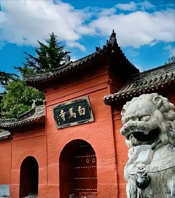 被判24年的释永信以为自己逃过一劫，没想到他再度陷入舆论热议之中。

这一次，迎