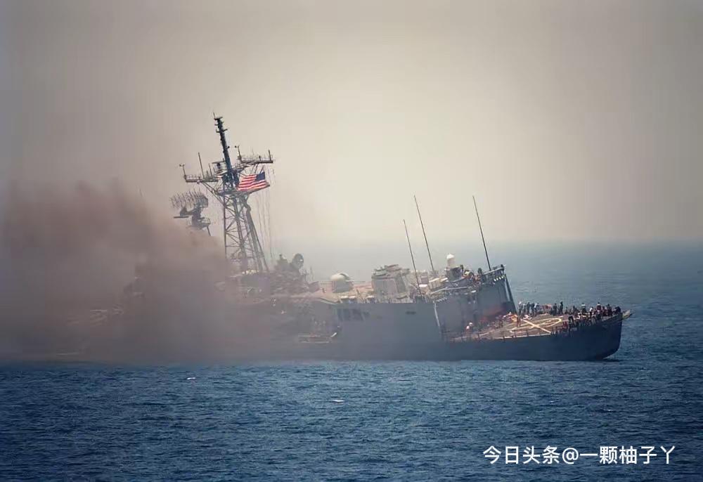 针对近期局势，特朗普向伊朗发出限期通牒，称若不确保霍尔木兹海峡畅通，将打击伊朗电