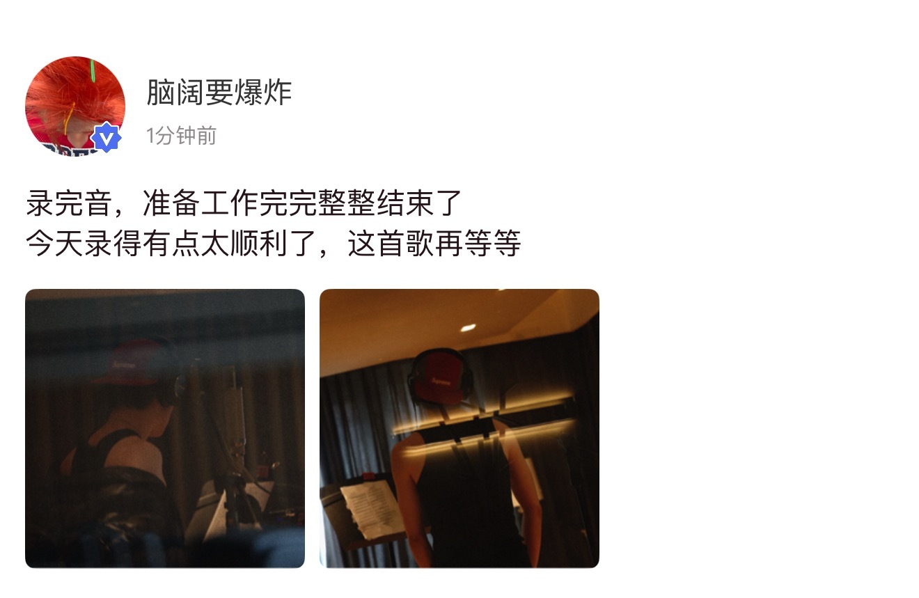 好有氛围的..好有感觉的后背啊 