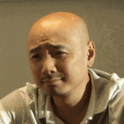 车位被占业主崩溃海豚音输出占车位借口一堆结果停进自家车位 看来被占的车位应该是离