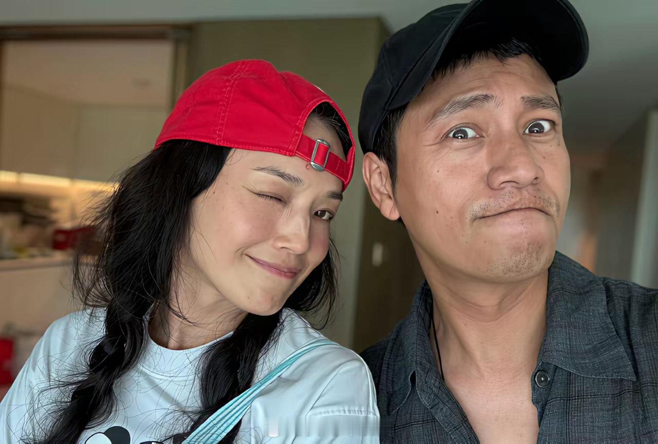 这是真素颜，以后那些说素颜的艺人，都按这个来拍吧！ ​​​