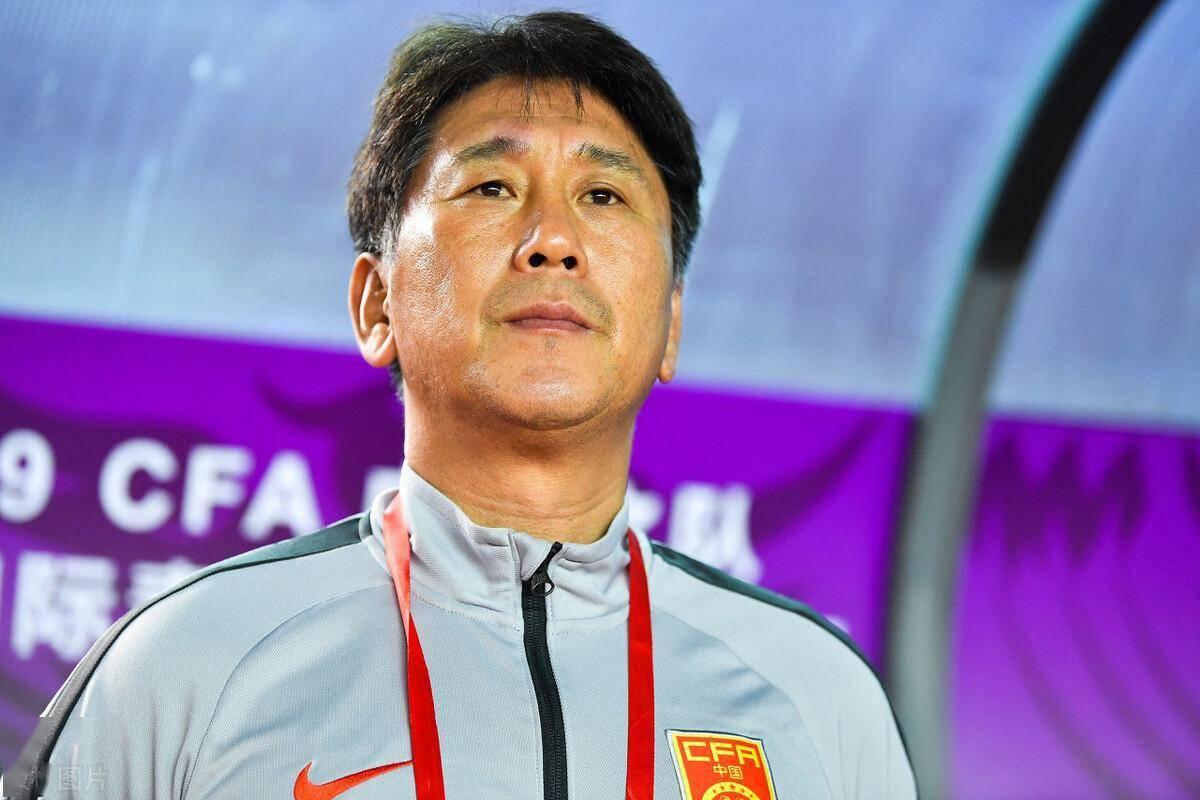 朴泰夏的中国足球生涯始于延边富德。2014年底，他正式接手深陷中甲联赛的延边队，