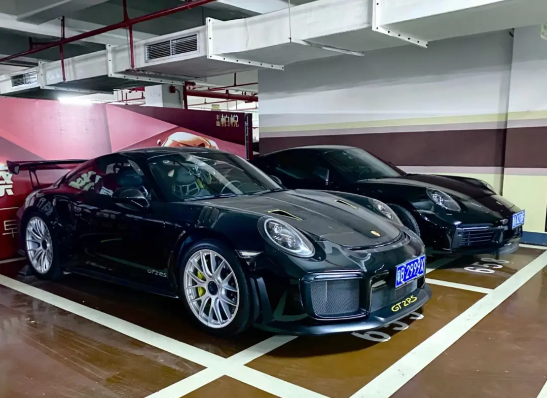 或许以后再也见不到这样的排面了吧。gt3rs