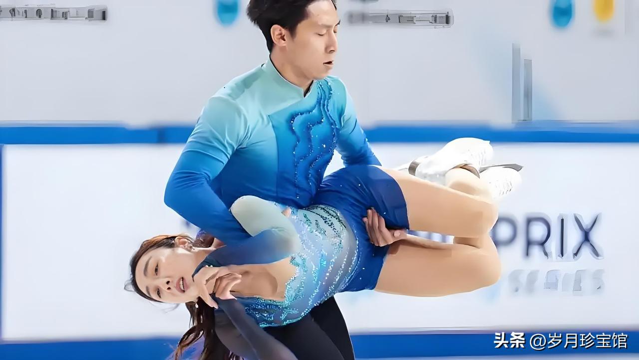 关于隋文静/韩聪在中国杯上的表现，我是着实失望的。
第一、技术上，单跳、捻转、抛