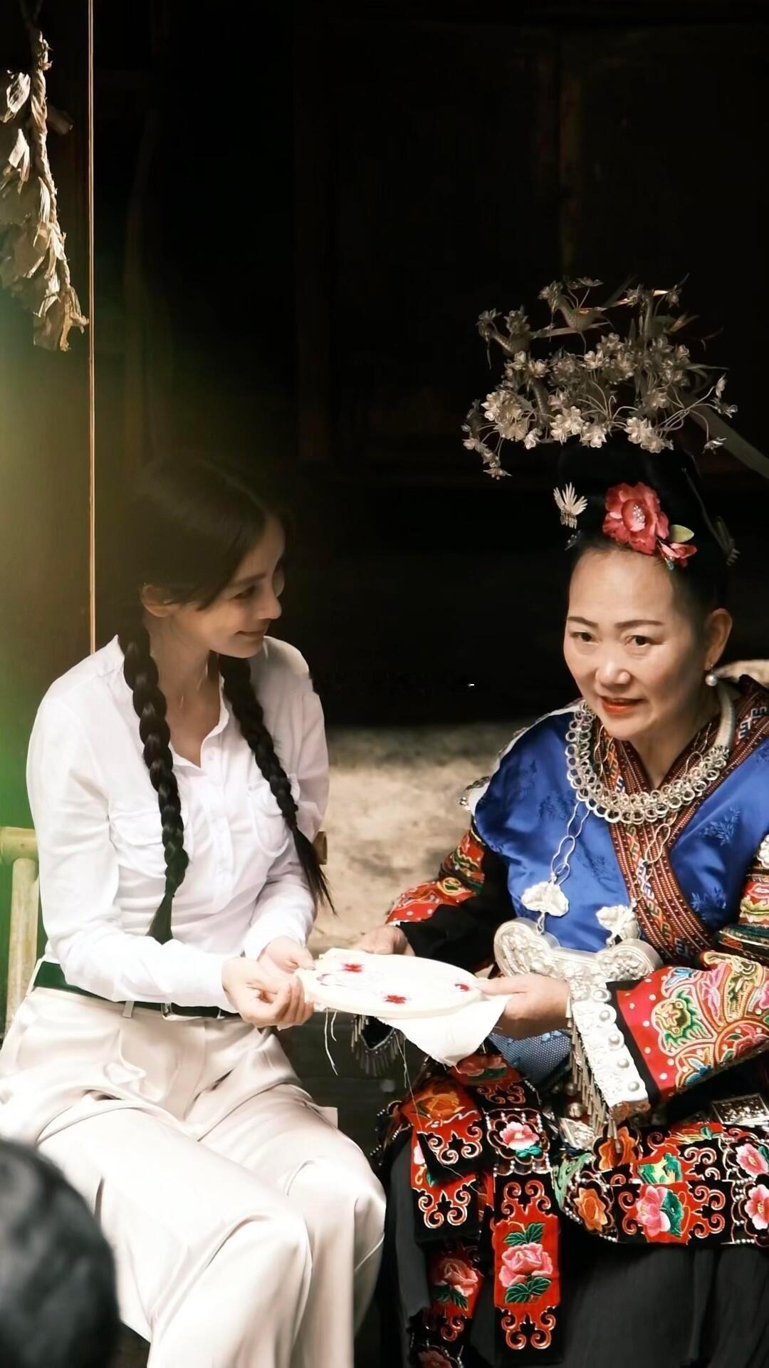 angelababy angelababy相思令 "月亮想洗脱世俗只能挣脱枷锁,
