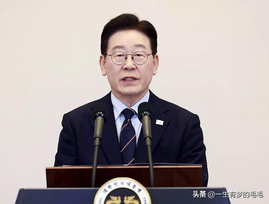 3月9日，韩国民调机构RealMeter发布的民调显示，总统李在明国政执行支持率