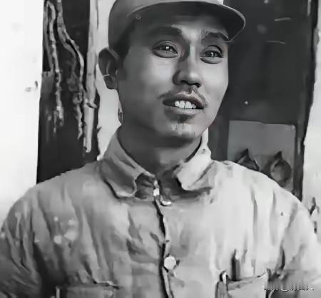 1949年，陈赓偶遇亡妻妹妹，当场给她牵线，促成一段传为佳话的将帅良缘
 
19