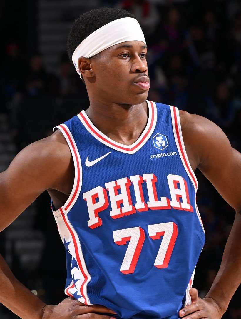 76人记者Kyle Neubeck：今早我咨询了一位联盟消息人士，对方明确否认7