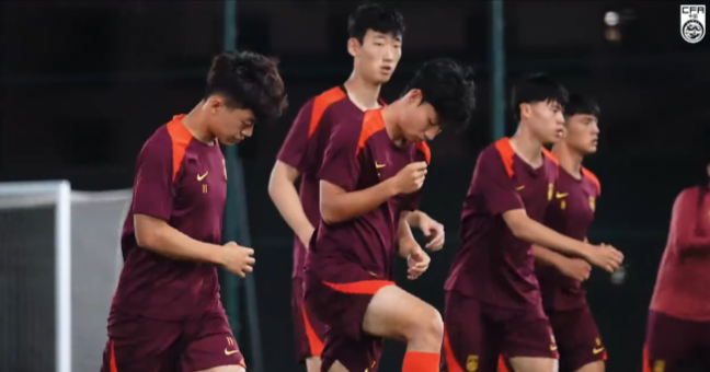 马德兴：主帅浮嶋敏亲自拟定U17国足球员号码，万项身披10号