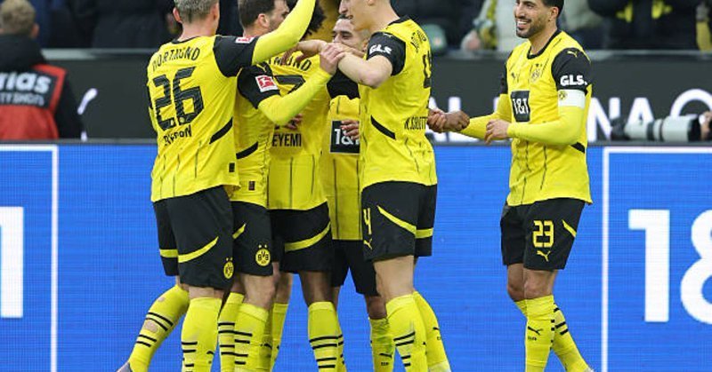 多特蒙德后卫正与巴萨进行谈判。 巴萨