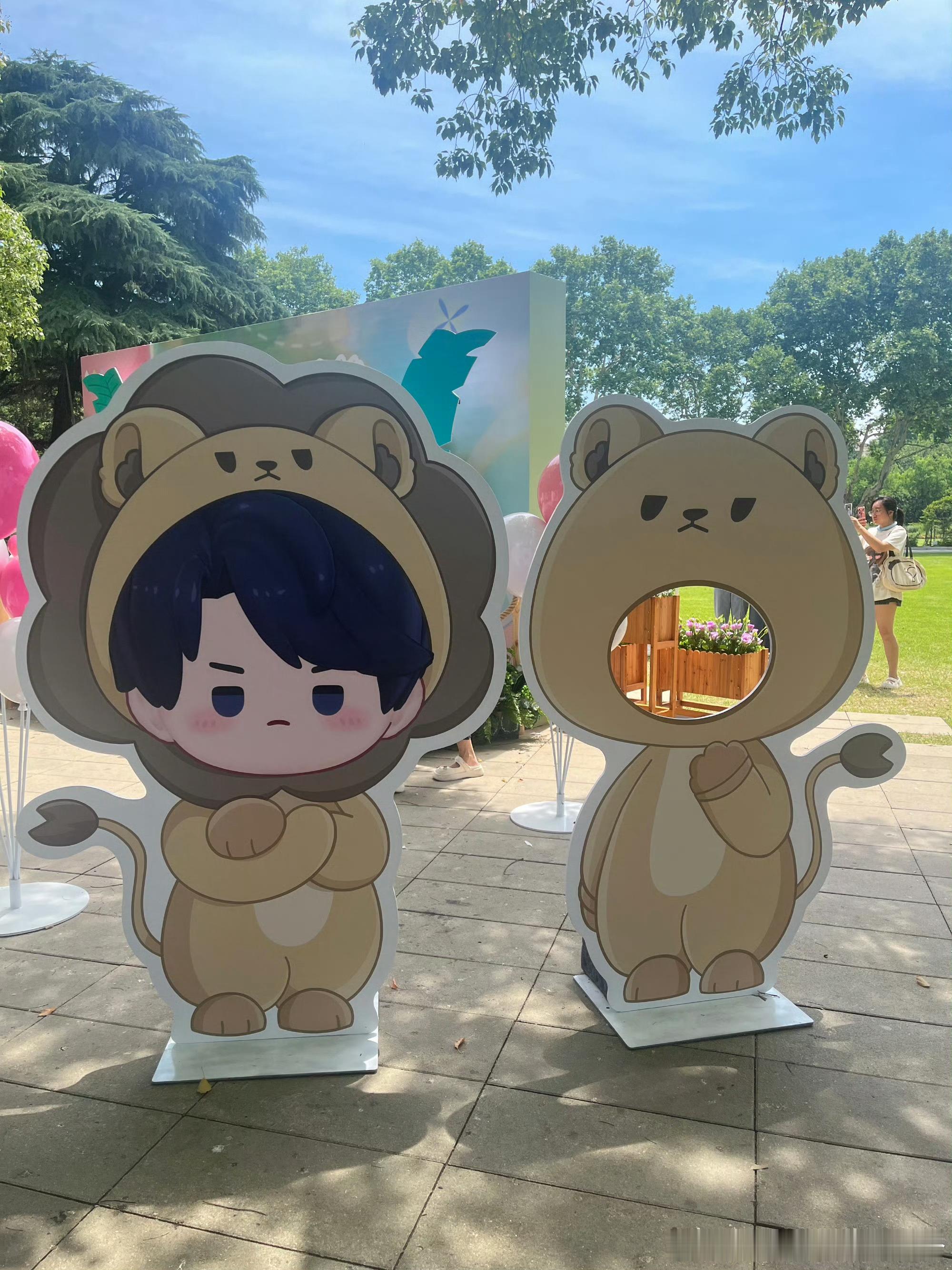 #恋与上海动物园之约# 上海我来了，没想到这一次的梦幻联动居然如此的用心。现场人