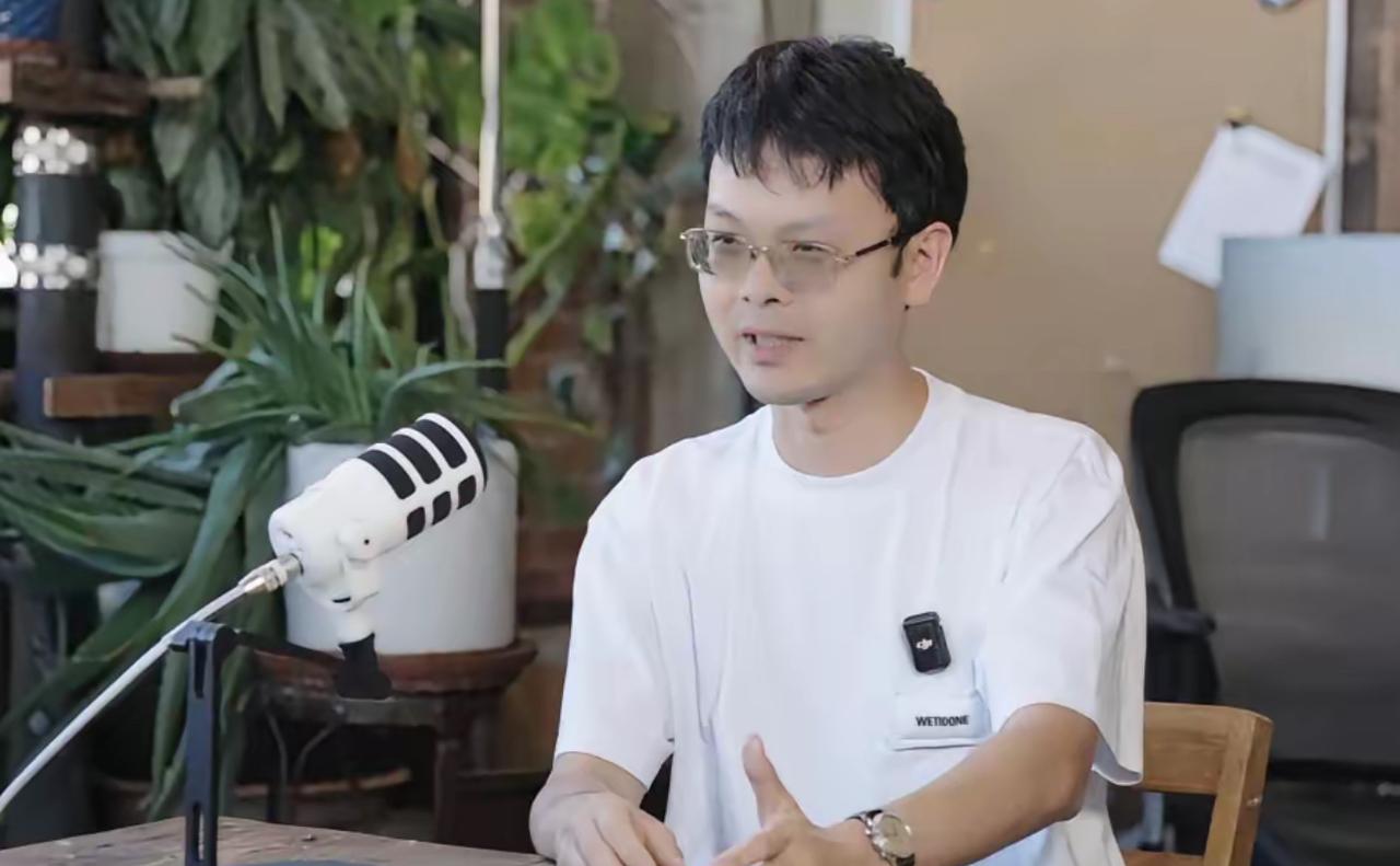 宁丢顶级高薪工作，绝不妥协！清华AI天才硬刚美国企业反华偏见

宁可丢掉工作，也
