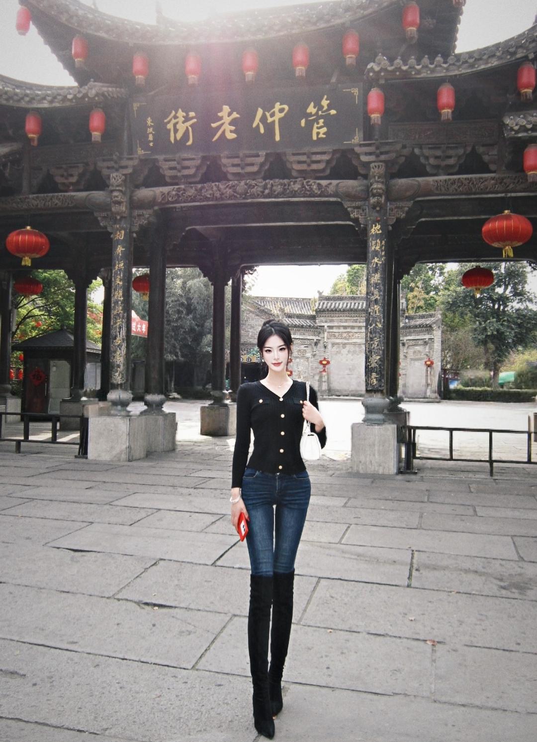 十年运道困龙井 一朝得势入青云