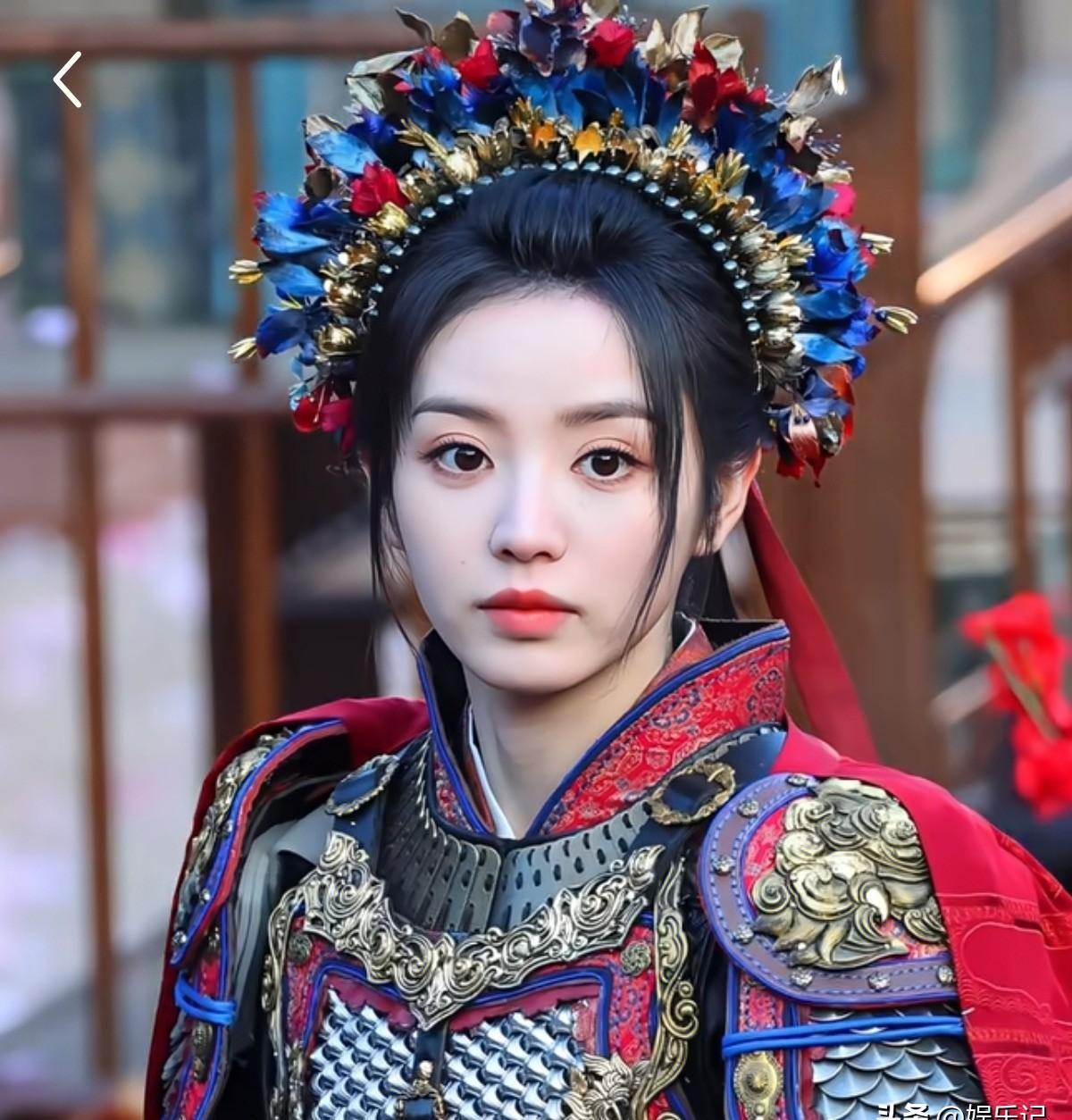 她一扛猪，全网的“甜妹滤镜”就碎了！
田曦薇这次《逐玉》直接给内娱炸出个“杀猪