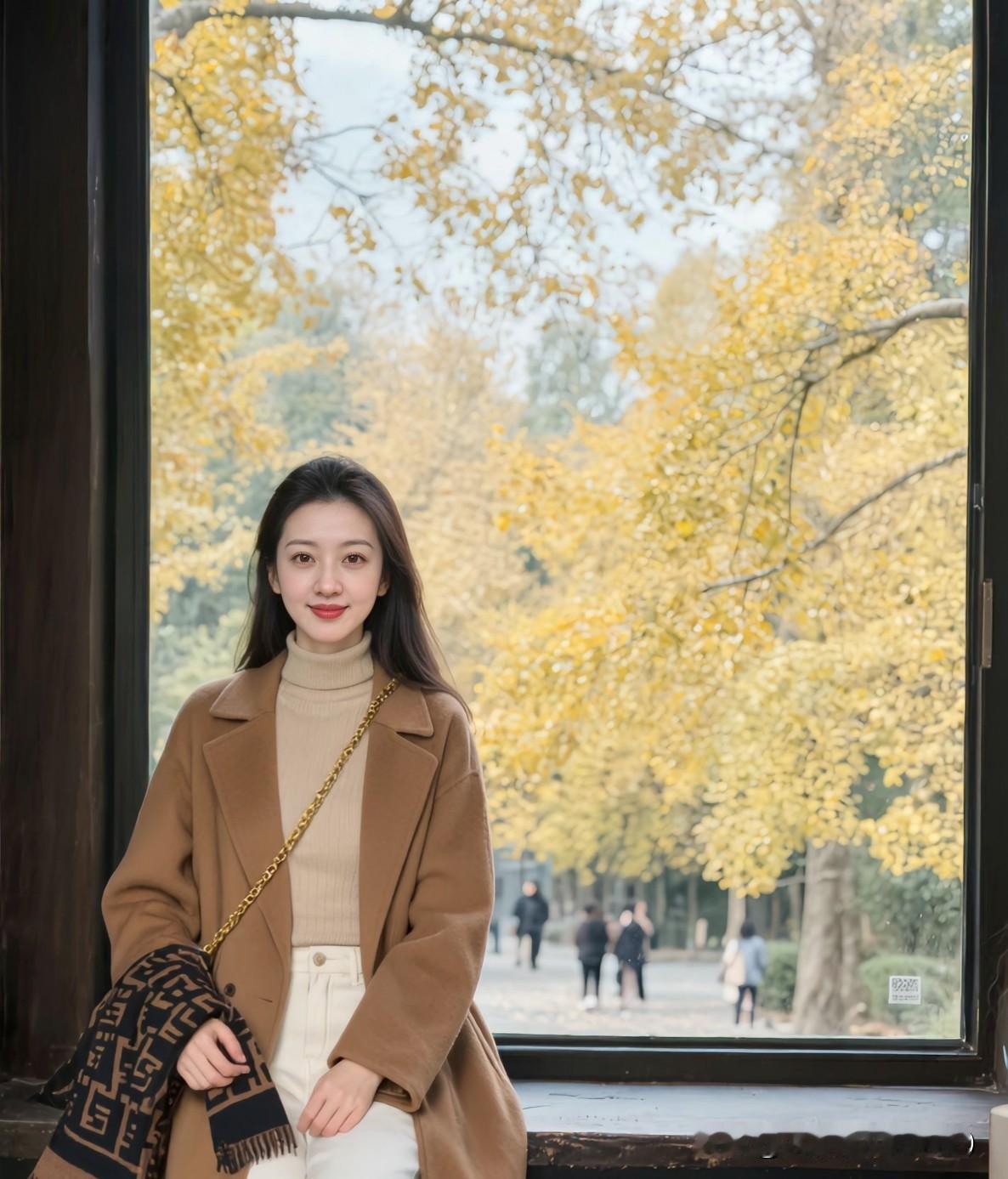 遇见你，
感觉像是生命里，
突然照进了一束光，
特别温暖，
也特别亮堂。
它不光