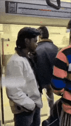 哦豁，小哥哥这下麻烦了。