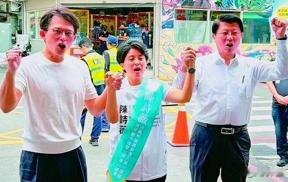 突破南绿铁票区！黄国昌南下台南站台，蓝白合开辟南部示范区。
谁也没想到，一向被视