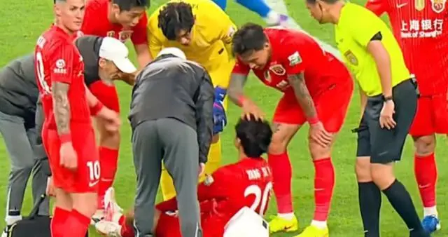 【观点】合理化脑震荡无理滥用，足协竞赛部急需整顿