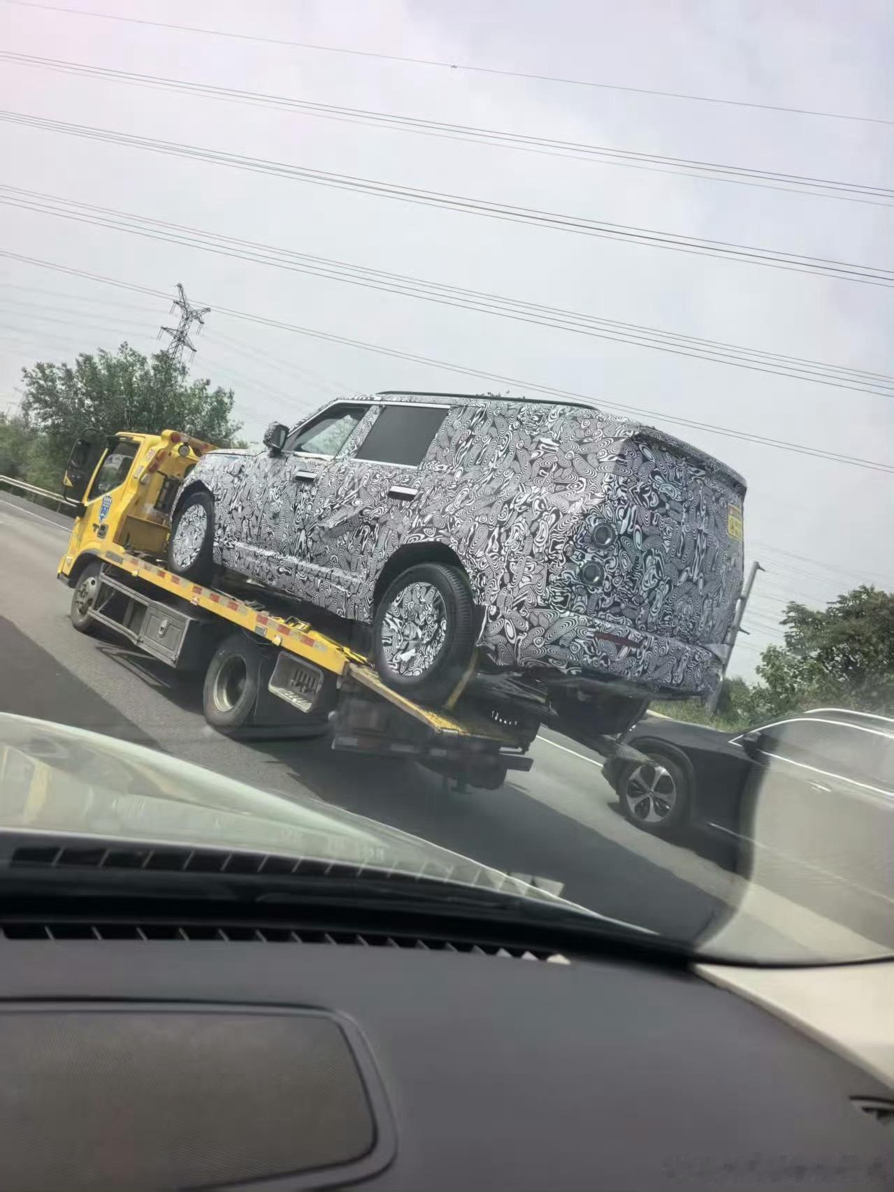 这车在下半年很重磅了，新的领域品类这个视角看上去可真不小 